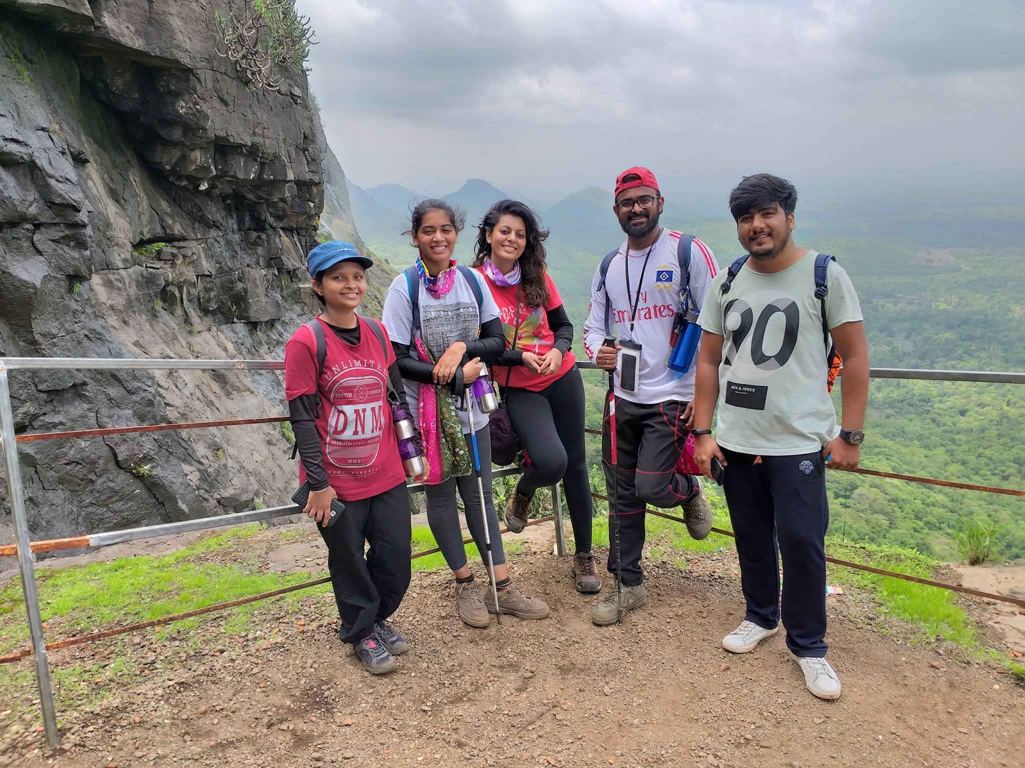 Prekking Asherigad fort palghar